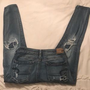 American eagle ripped skinny jeans